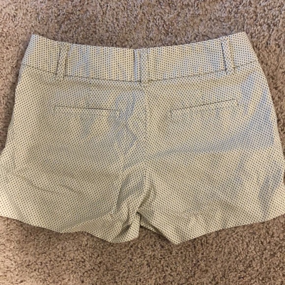 Shorts - Picture 2 of 3